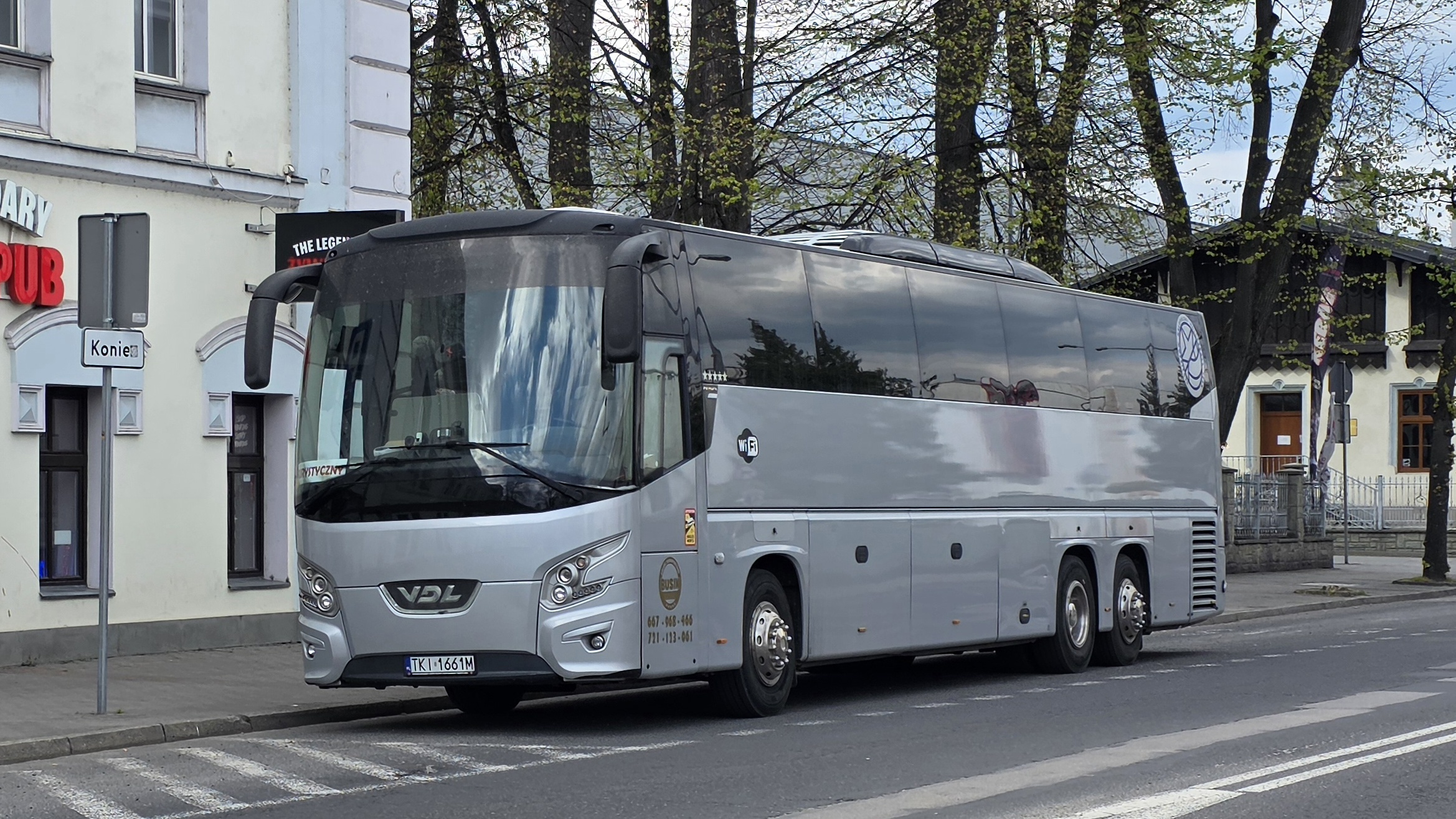 Autokar BUSIK TRAVEL